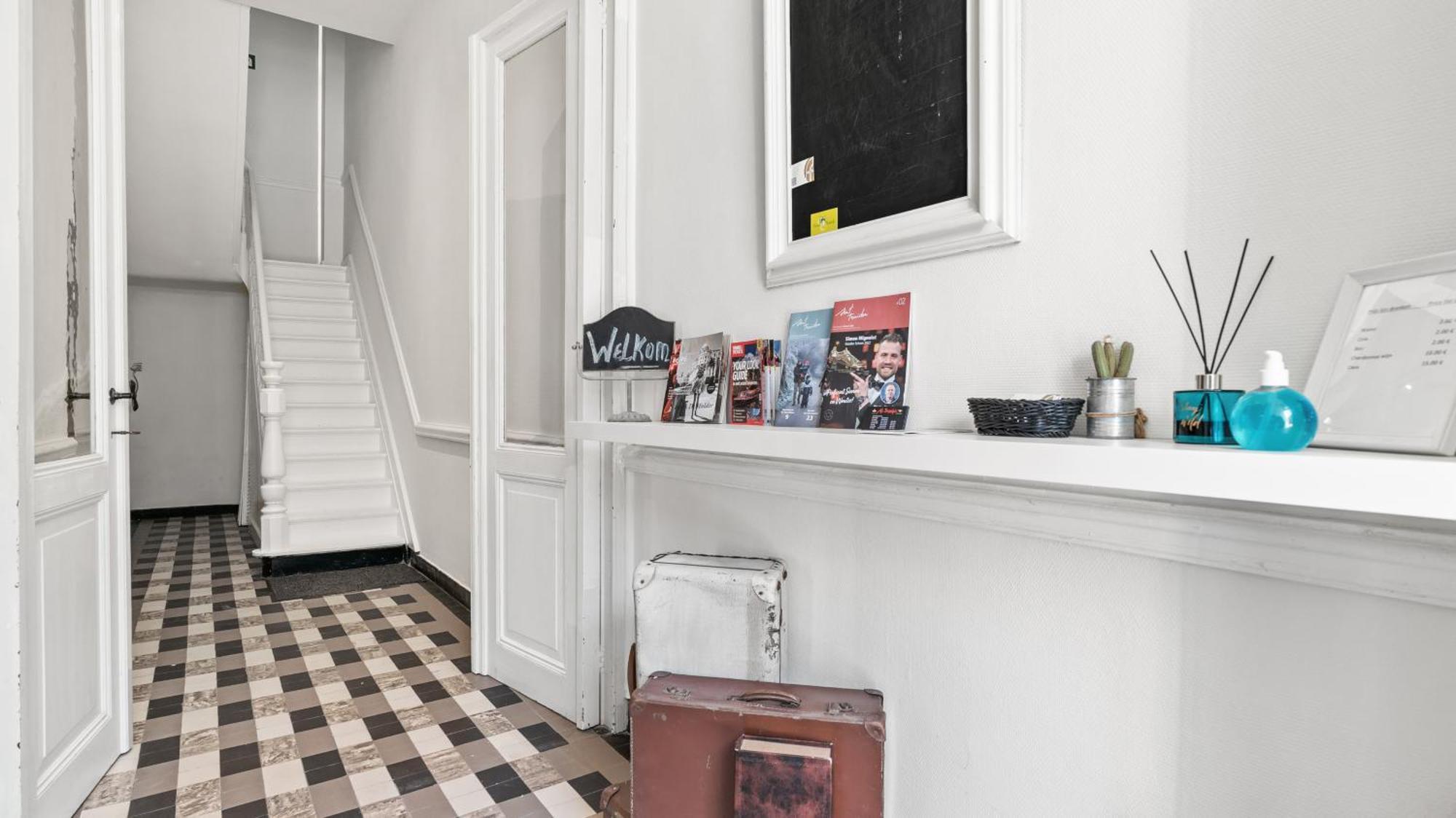 B&B Leopold & Appartementen Sint-Truiden Exteriör bild